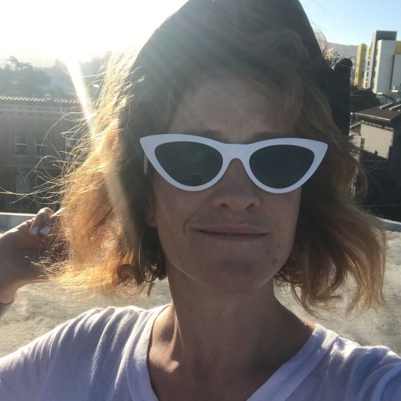 Meet your Posher, Miranda - Picture 5 of 6